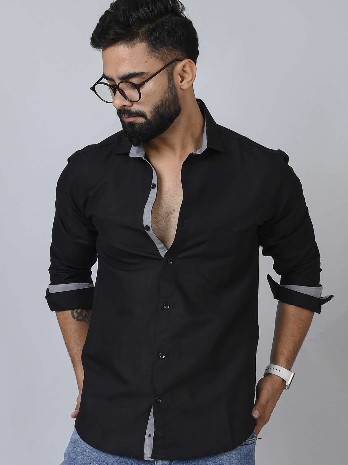 Image of METRONAUT Men Regular Fit Solid Mandarin Collar Casual Shirt