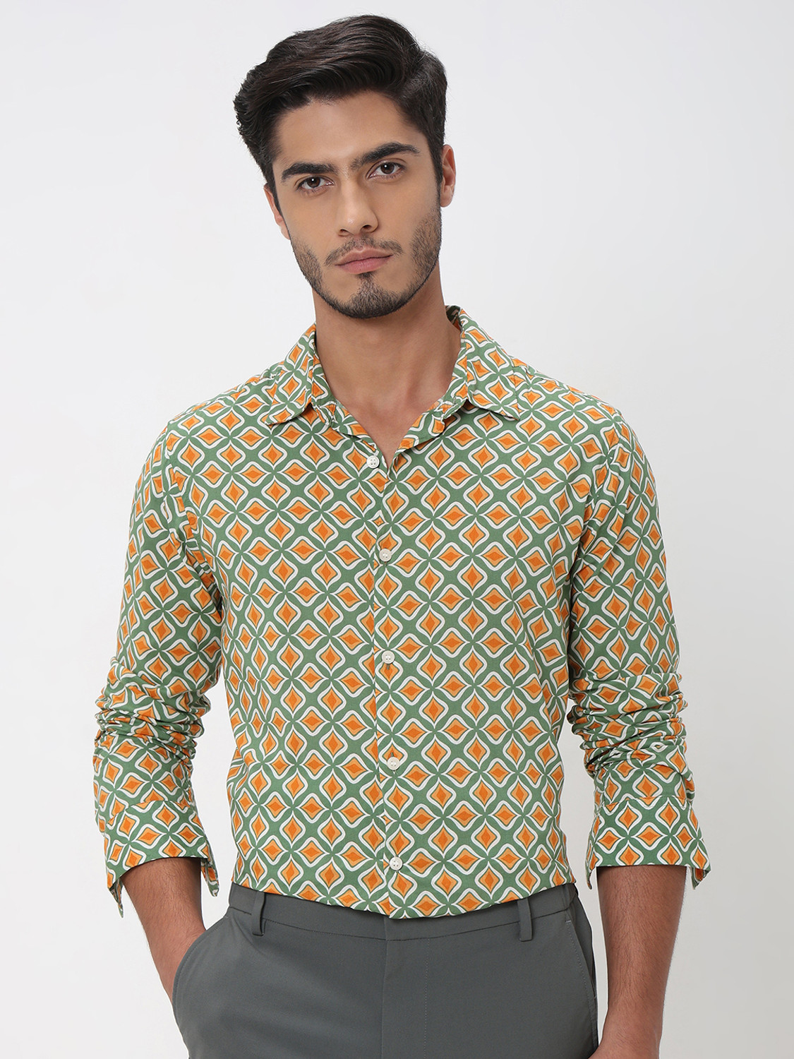 Image of MUFTI Men Slim Fit Striped Spread Collar Casual Shirt