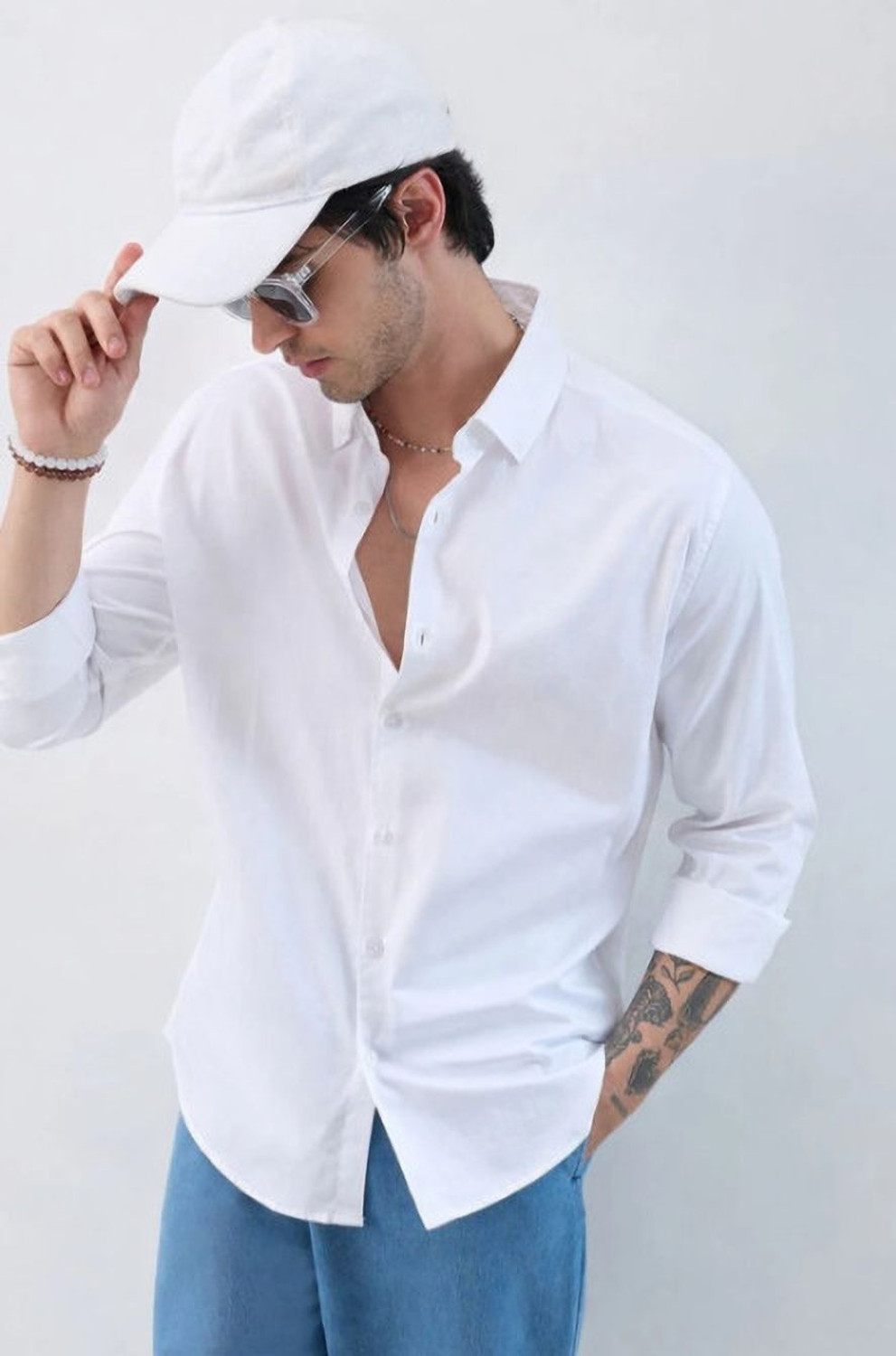 Lycka Men Regular Fit Solid Spread Collar Shirt - Image 1