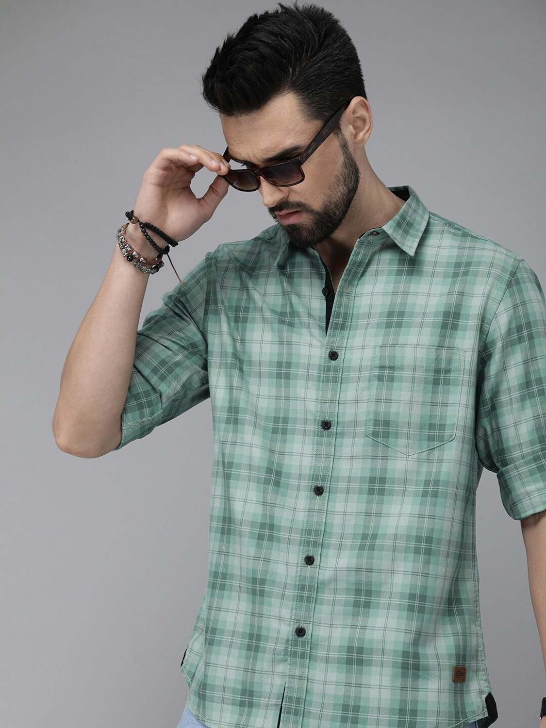 Image of Roadster Men Slim Fit Checkered Spread Collar Casual Shirt