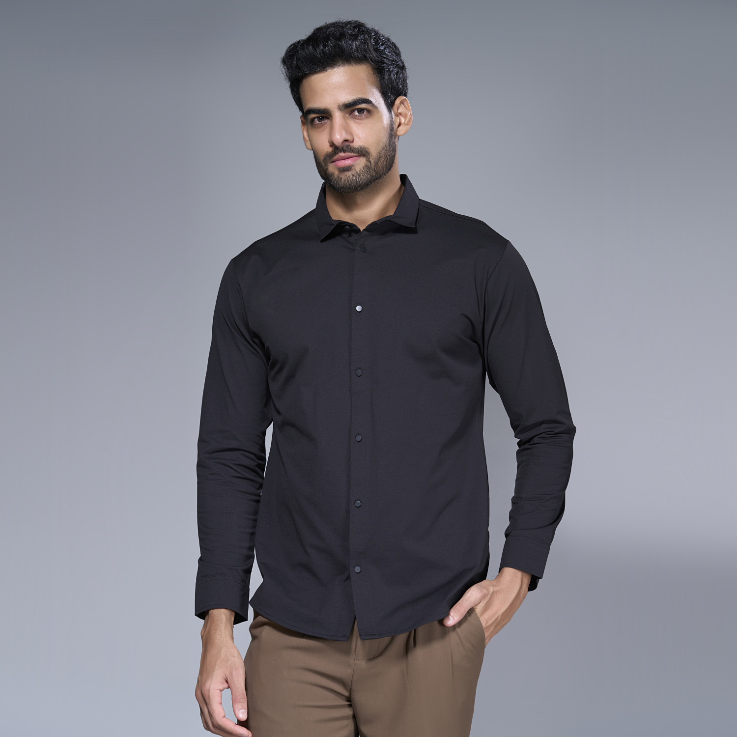 Image of Maxzone Men Regular Fit Solid Casual Shirt