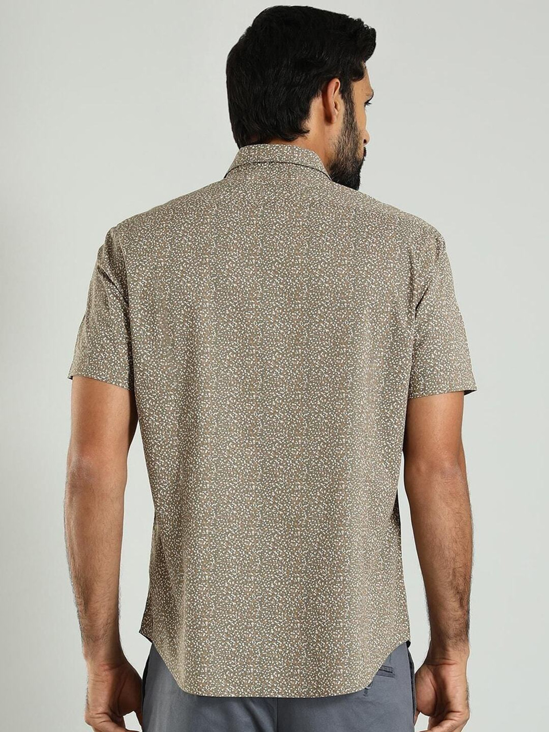 Image of INDIAN TERRAIN Men Slim Fit Printed Casual Shirt