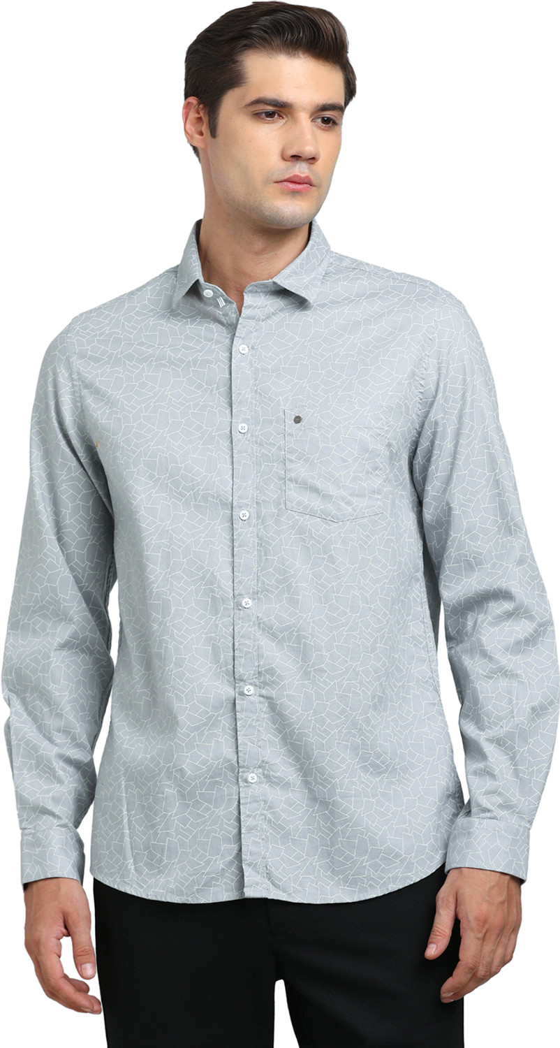 Image of TURTLE Men Slim Fit Solid Spread Collar Casual Shirt