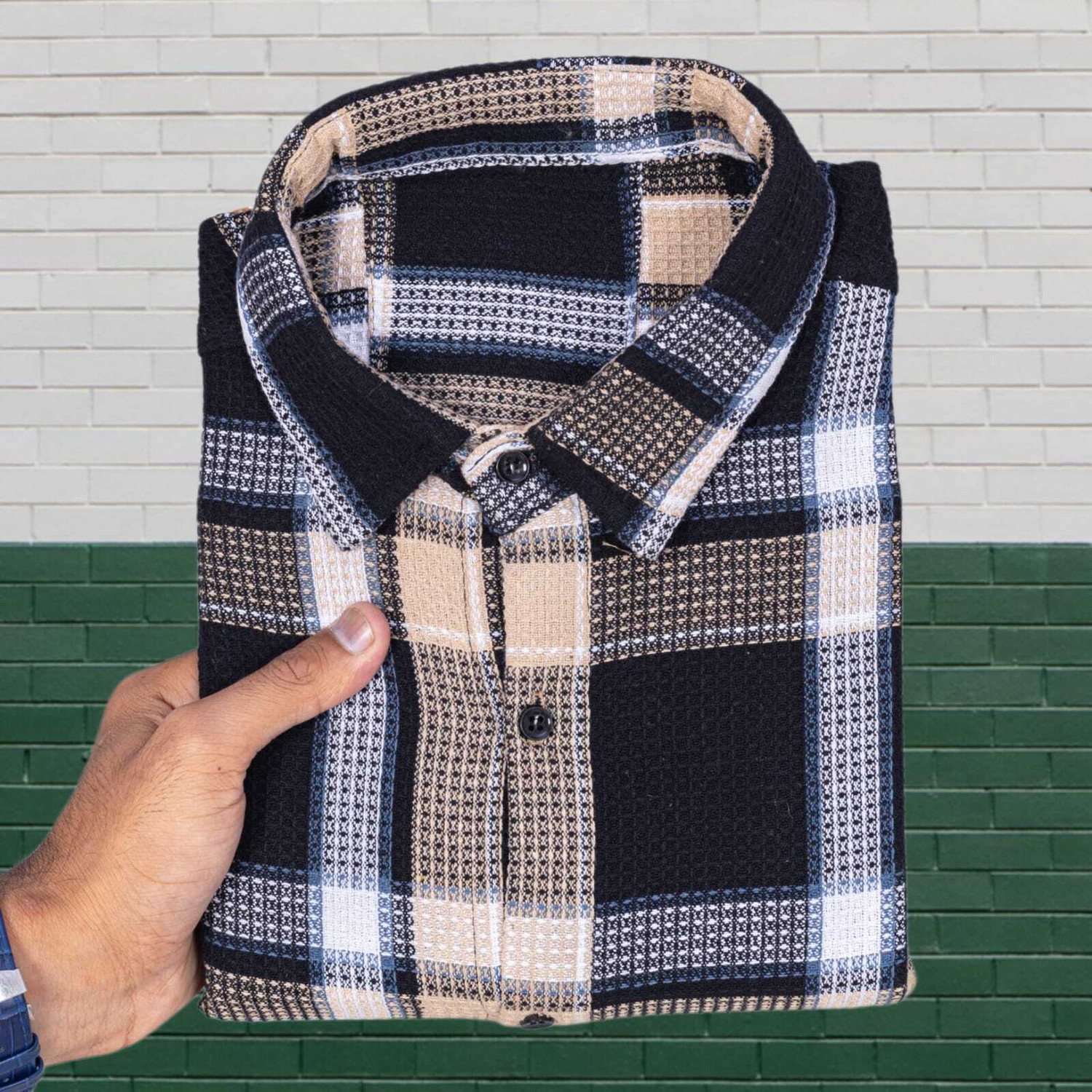 Image of HERE&NOW Men Slim Fit Checkered Casual Shirt