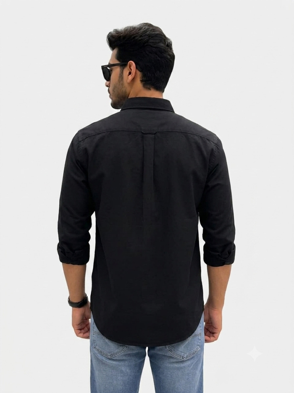 Image of LIBAAS CORNER Men Regular Fit Solid Spread Collar Casual Shirt