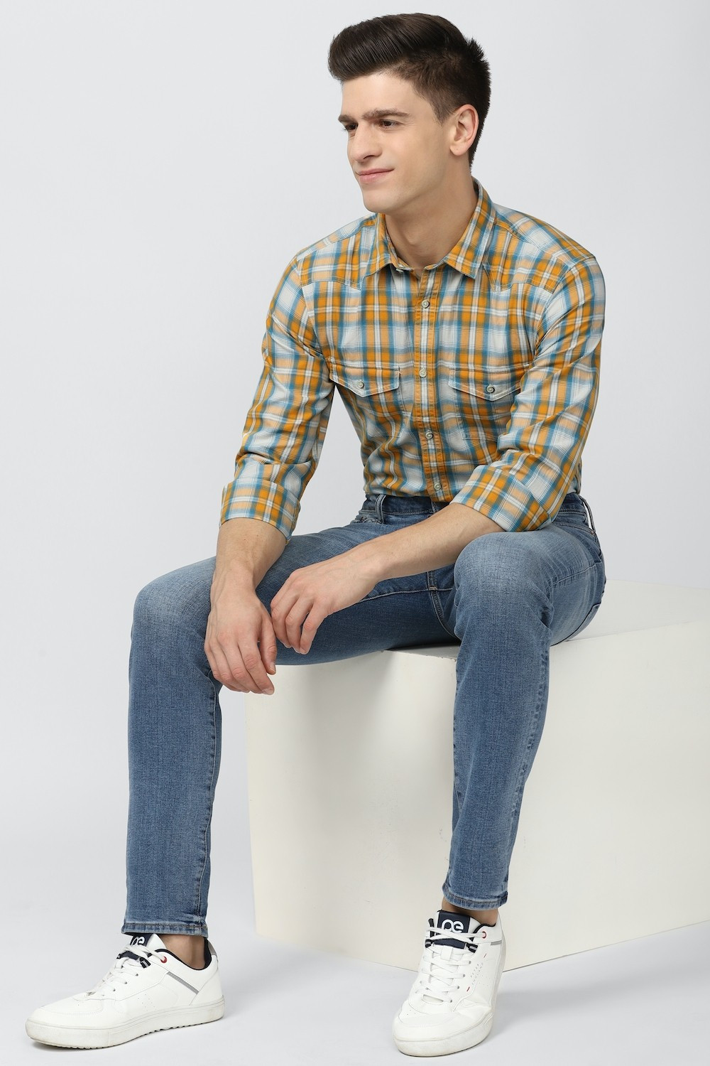 Image of PETER ENGLAND Men Super Slim Fit Checkered Spread Collar Casual Shirt