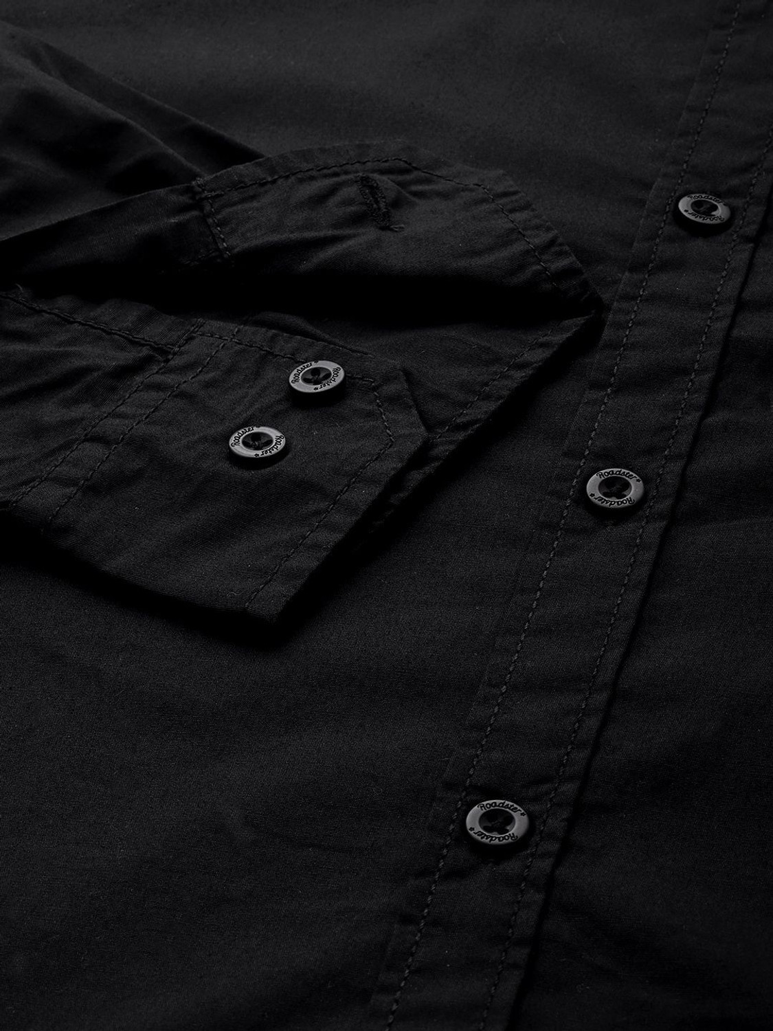 Image of Roadster Men Regular Fit Solid Casual Shirt