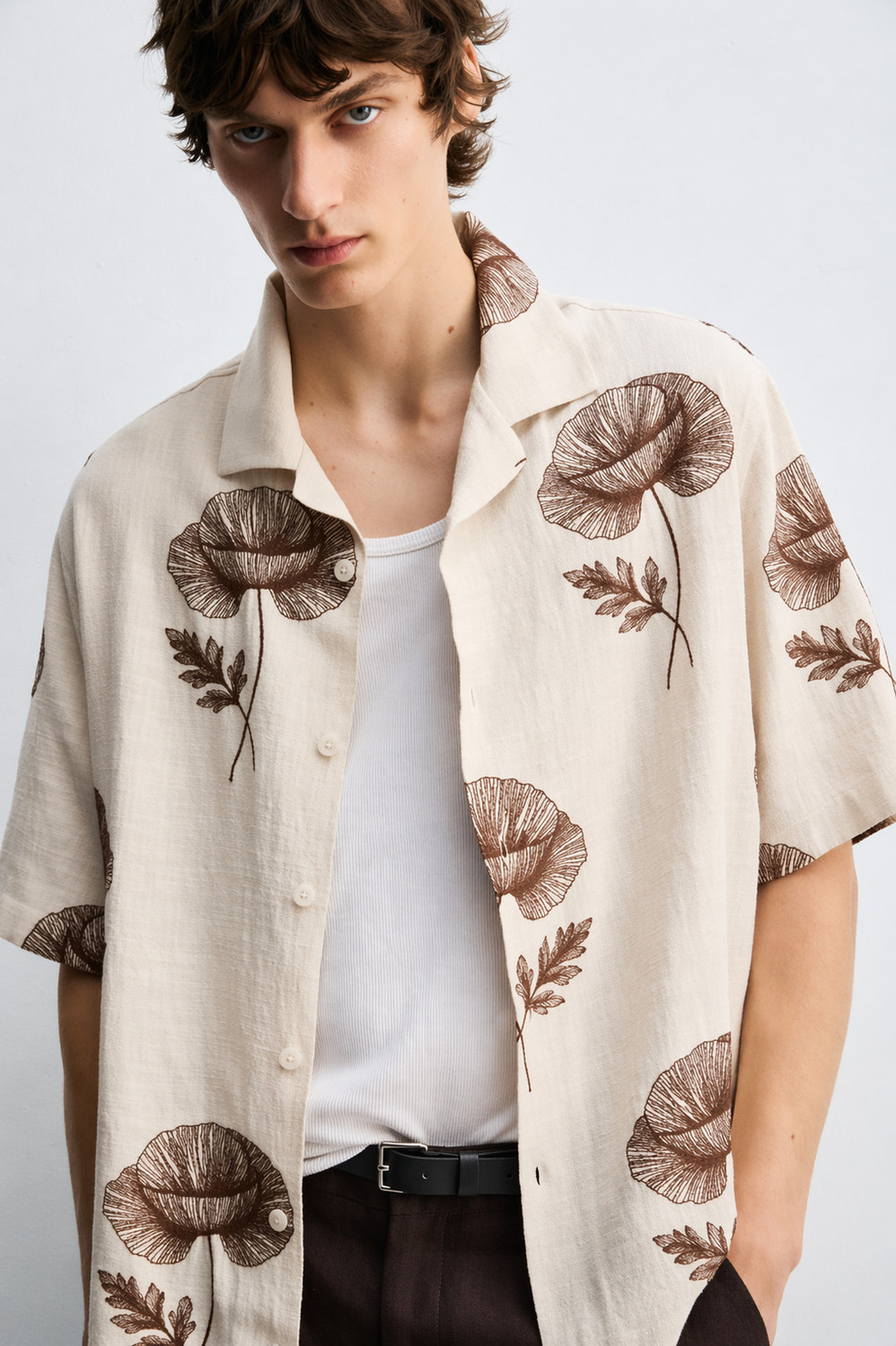 Image of Men's fashion Men Relaxed Fit Floral Print Spread Collar Casual Shirt