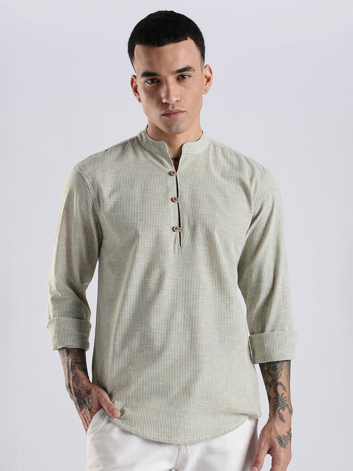 Image of HERE&NOW Men Regular Fit Solid Casual Shirt