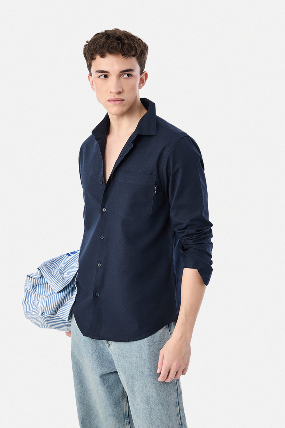 Snitch Men Regular Fit Solid Spread Collar Shirt - Image 1