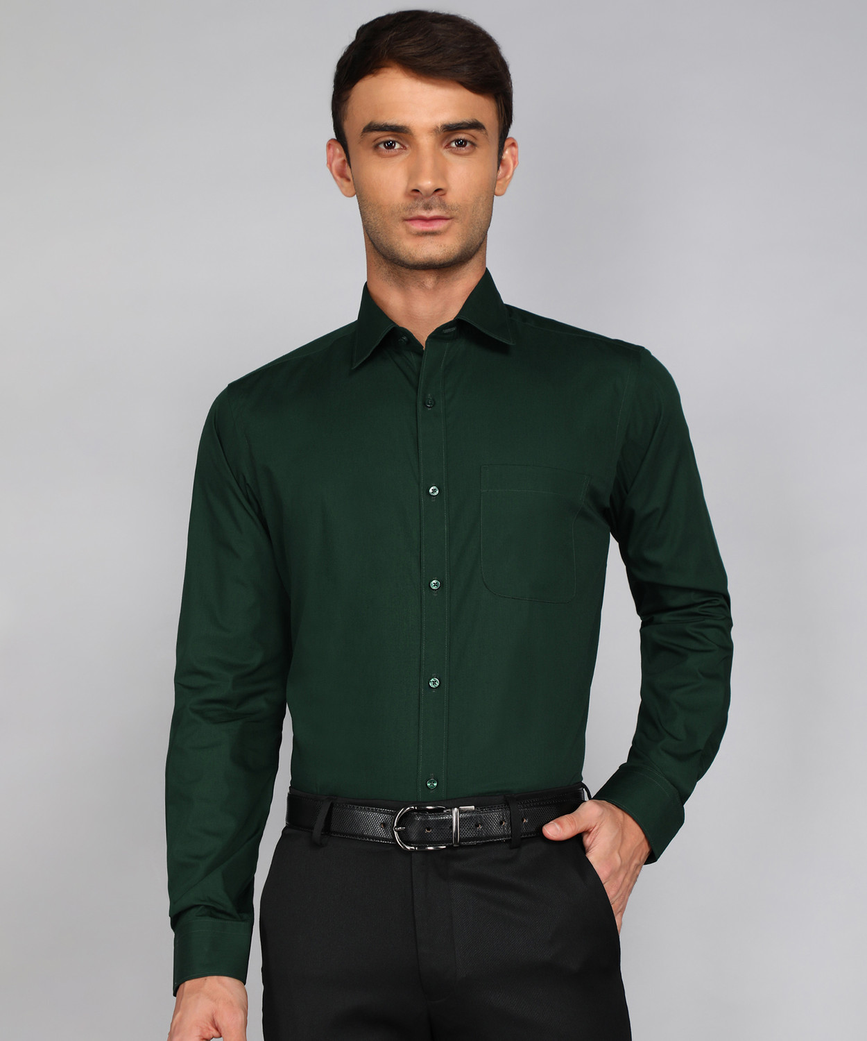 Image of Raymond Men Slim Fit Solid Cut Away Collar Formal Shirt