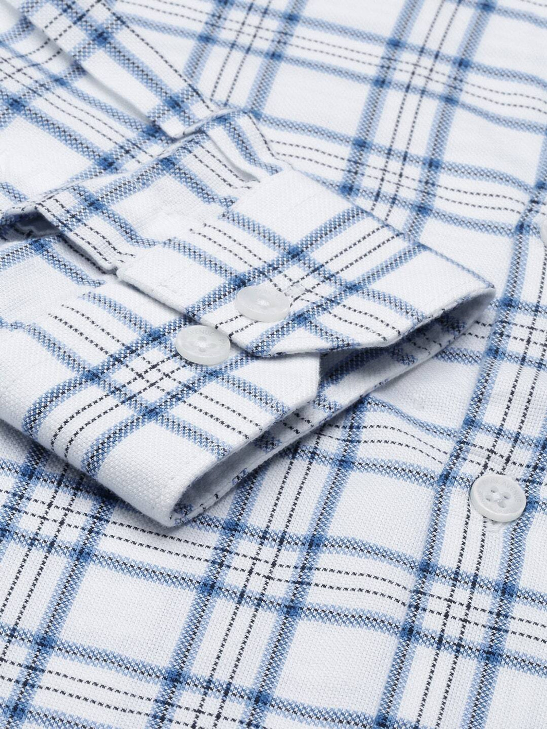 Image of PARK AVENUE Men Slim Fit Checkered Casual Shirt
