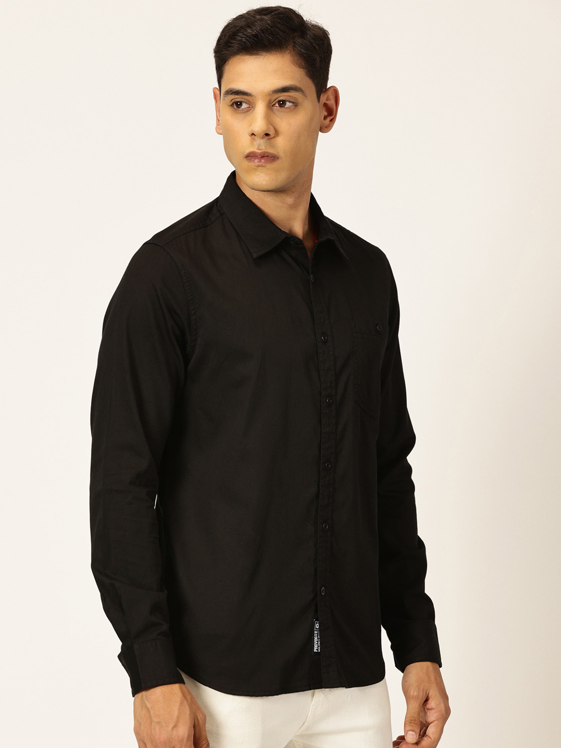 Image of PROVOGUE Men Slim Fit Solid Spread Collar Casual Shirt
