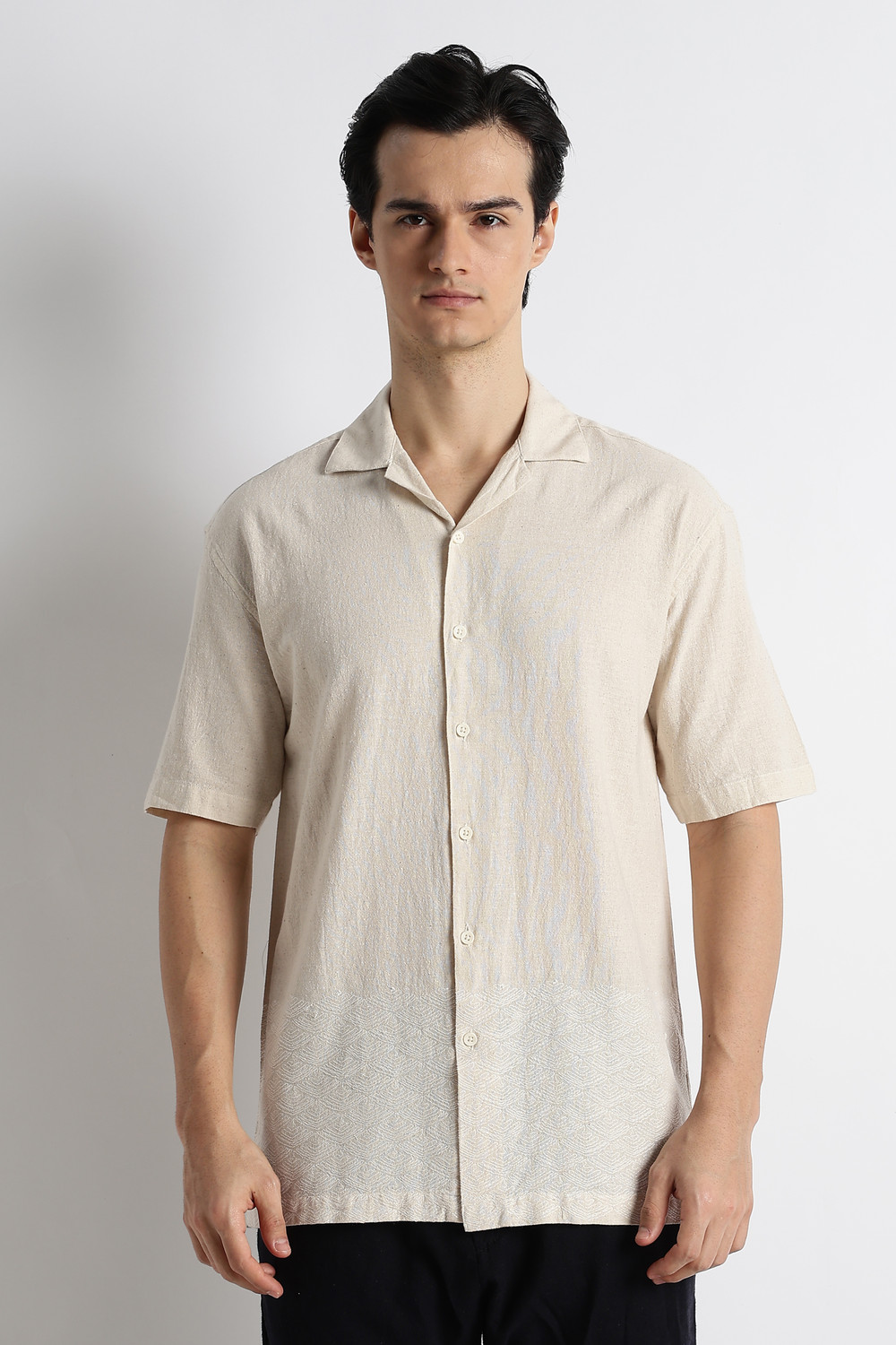 Image of PERCH Men Slim Fit Solid Button Down Collar Casual Shirt