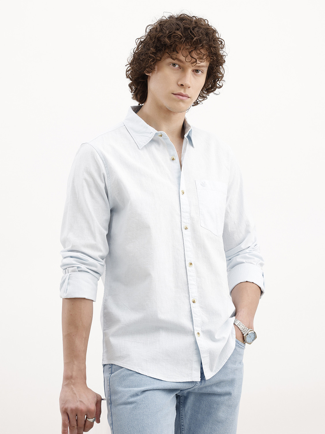 Image of PETER ENGLAND Men Slim Fit Solid Spread Collar Casual Shirt