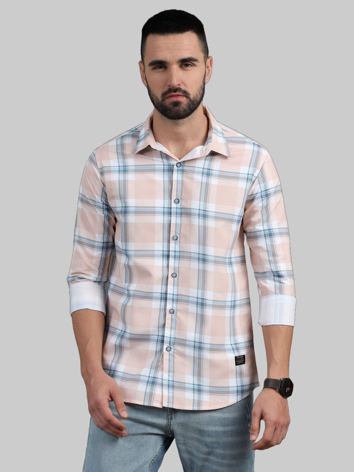 Image of CAZZBA Men Regular Fit Checkered Cut Away Collar Casual Shirt