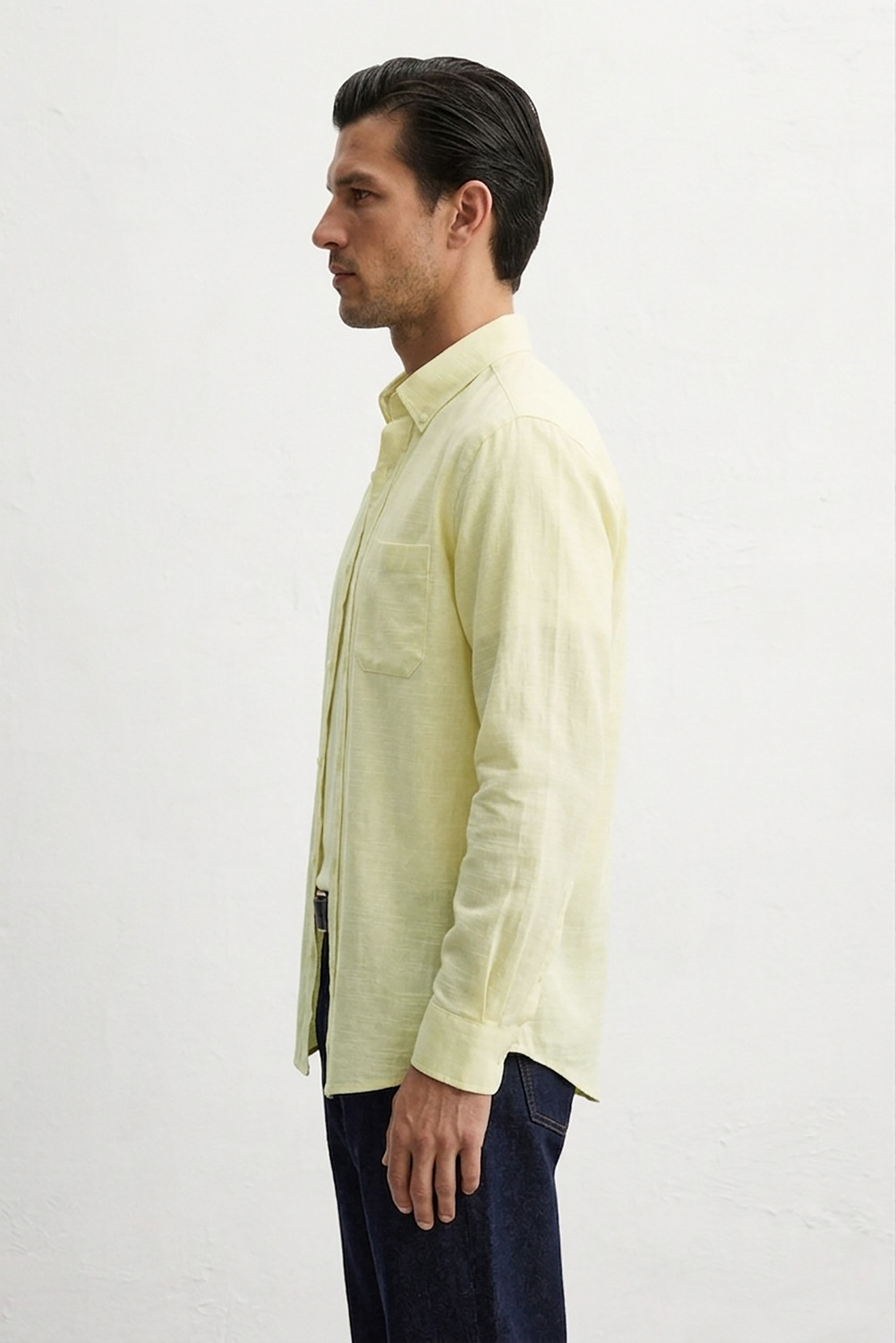 Image of mischief monkey Men Tailored Fit Striped Button Down Collar Casual Shirt