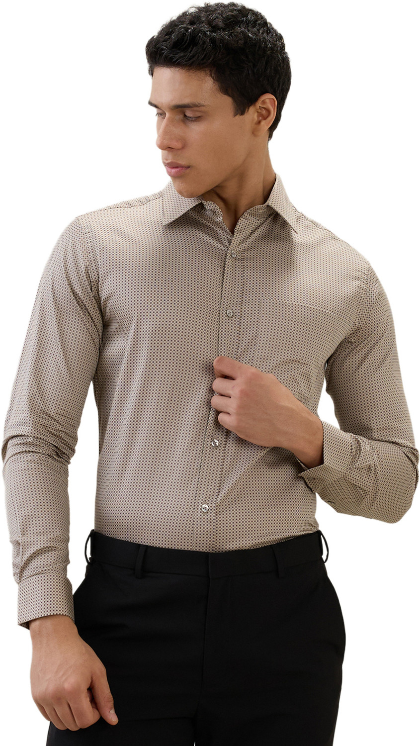 Image of Raymond Men Slim Fit Solid Formal Shirt