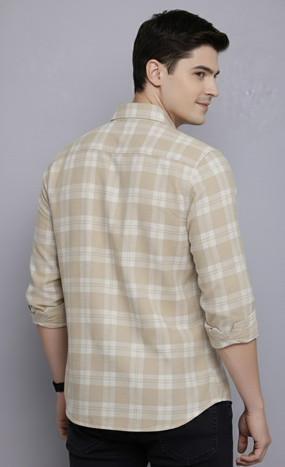 Image of Roadster Men Slim Fit Checkered Spread Collar Casual Shirt