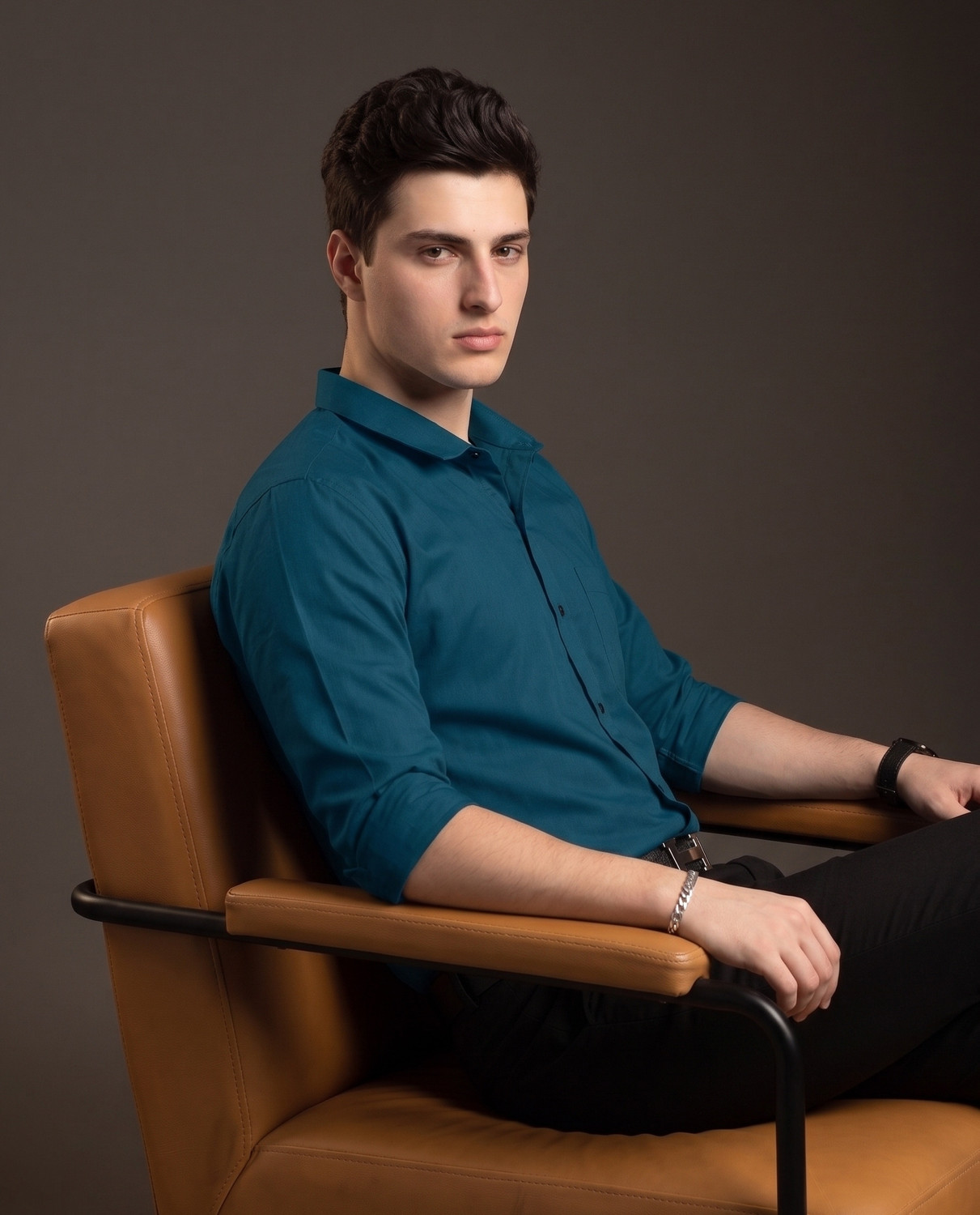 Image of FIBERMILL Men Slim Fit Solid Formal Shirt