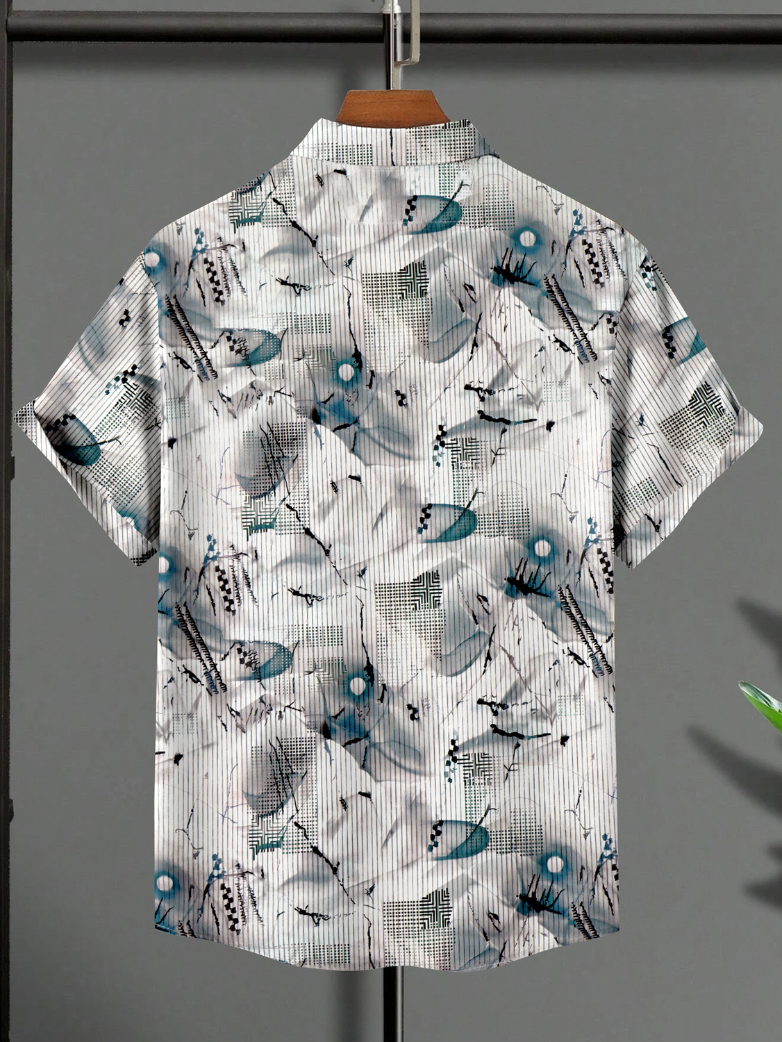 Image of Varidashi Men Regular Fit Printed Spread Collar Casual Shirt