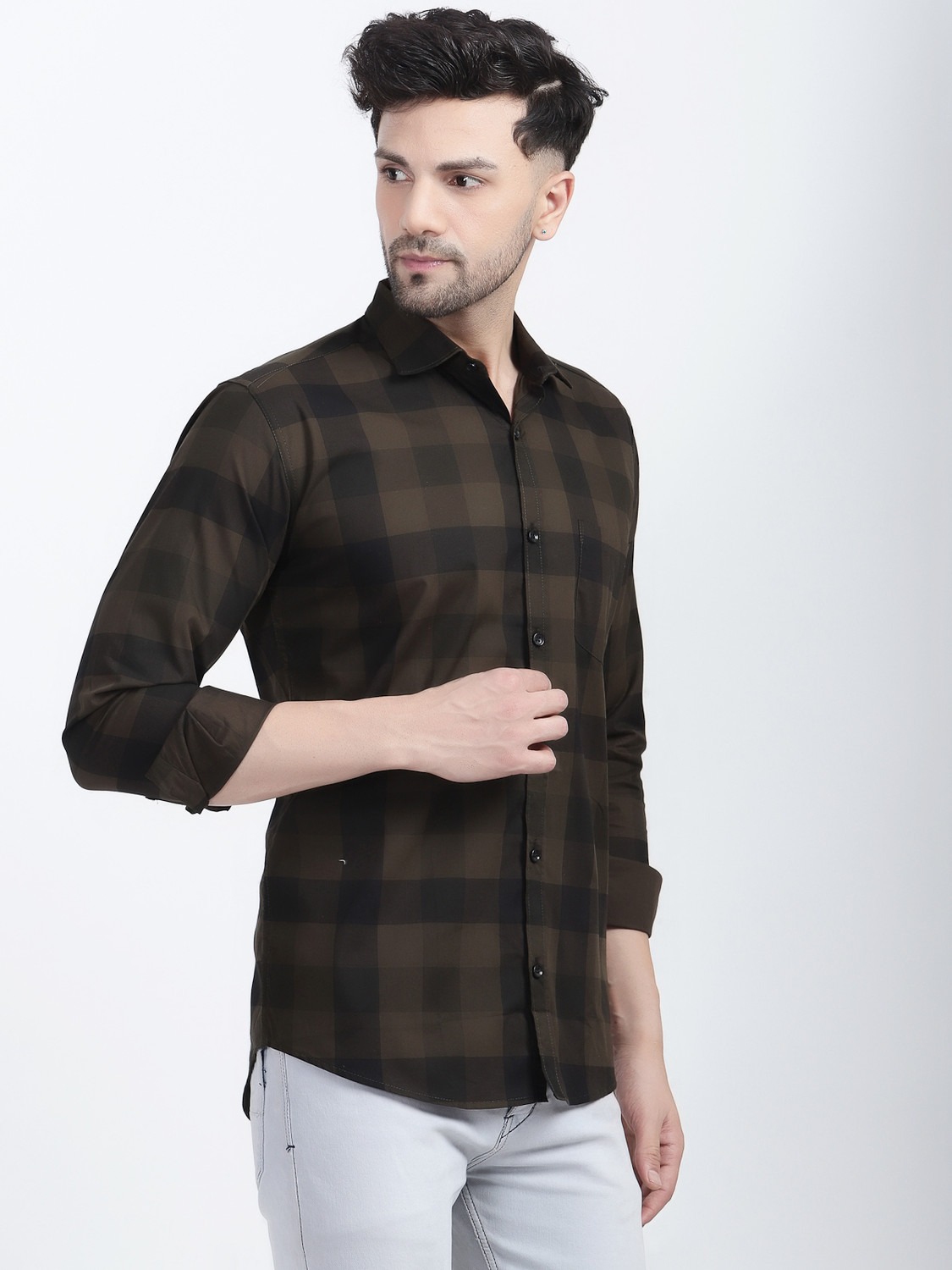 Image of Le Mec Men Regular Fit Checkered Spread Collar Casual Shirt