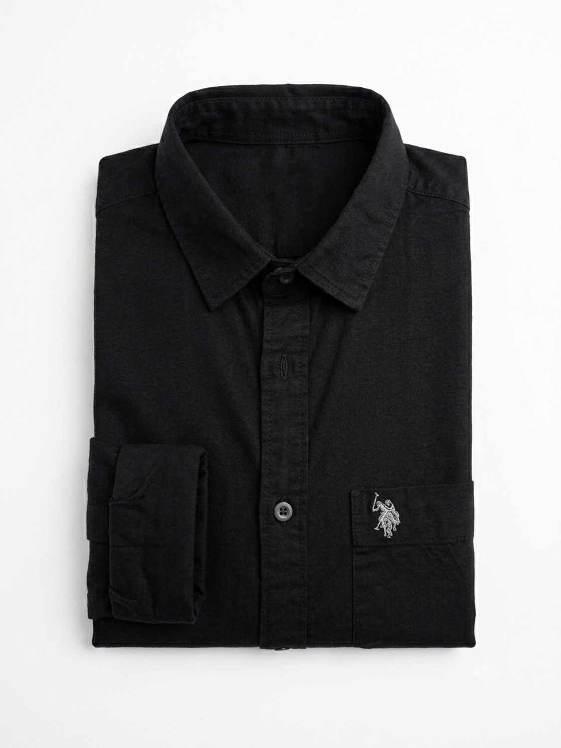 Image of LIBAAS CORNER Men Regular Fit Solid Spread Collar Casual Shirt