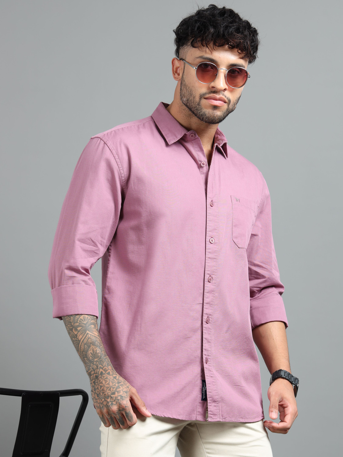 Image of METRONAUT Men Regular Fit Solid Spread Collar Casual Shirt
