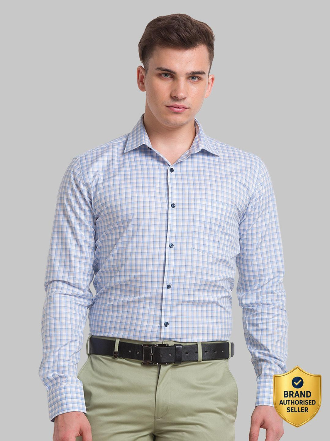 Image of PARK AVENUE Men Slim Fit Checkered Casual Shirt