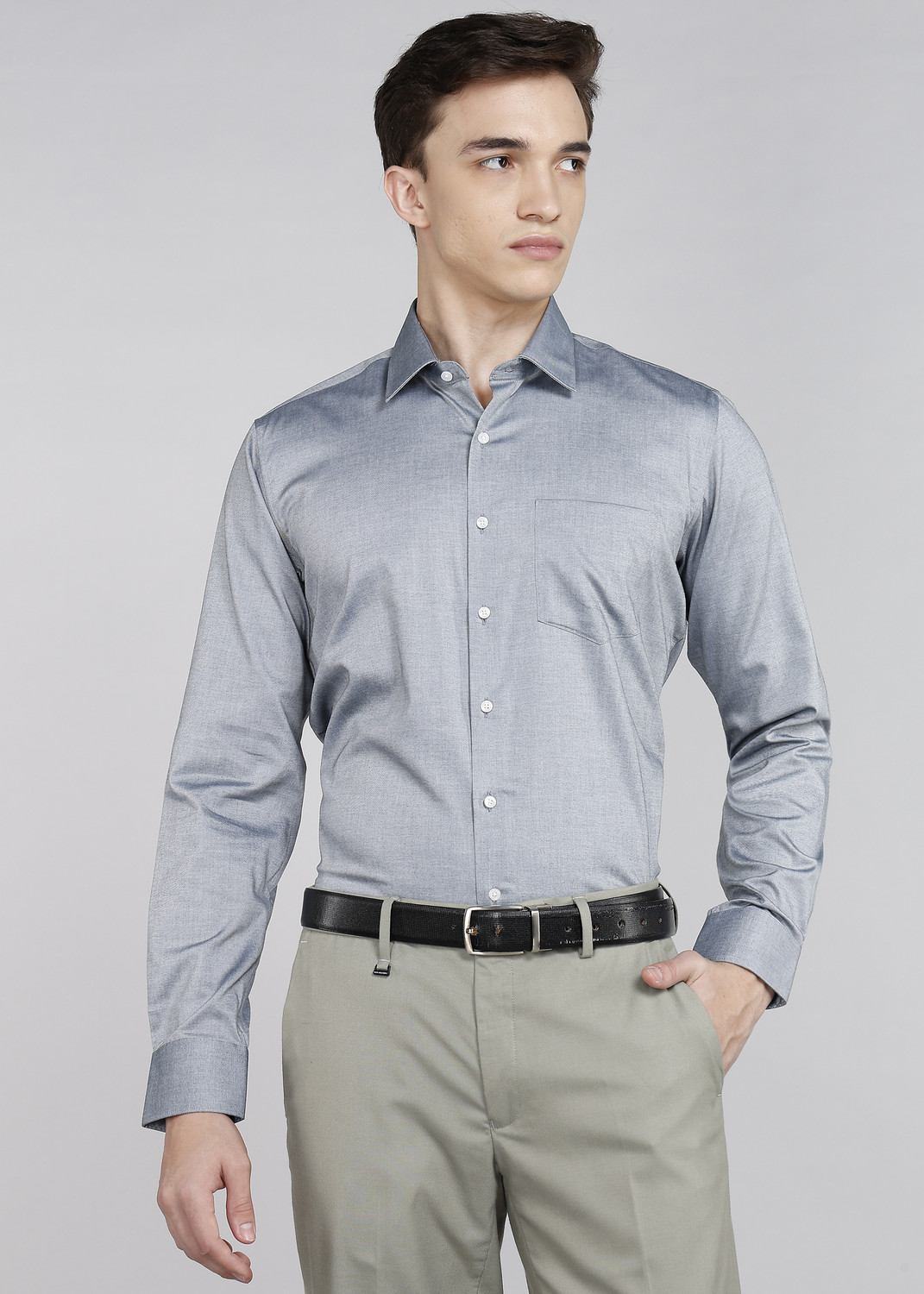 Image of Raymond Men Slim Fit Solid Cut Away Collar Formal Shirt