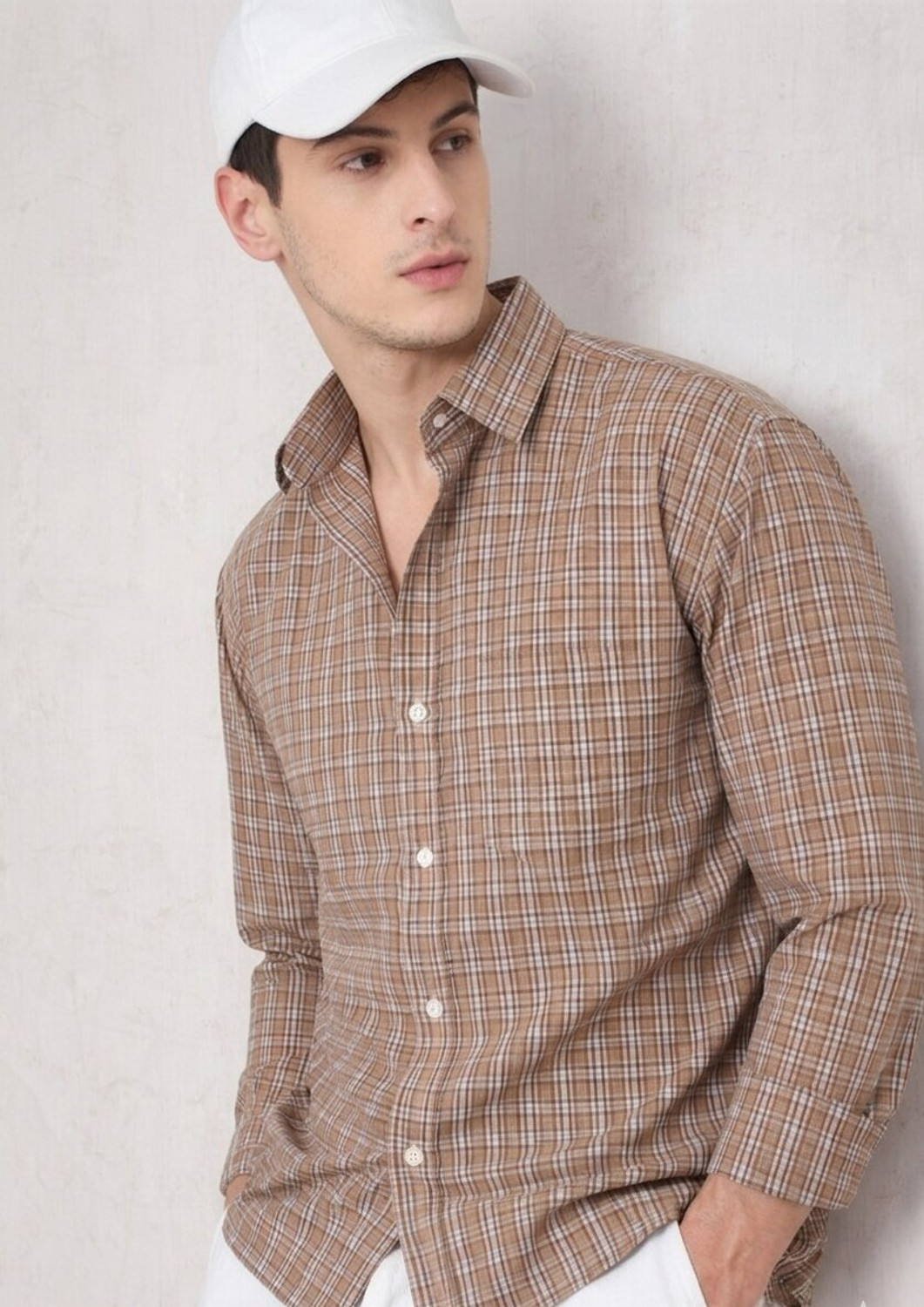Image of Roadster Men Slim Fit Checkered Spread Collar Casual Shirt