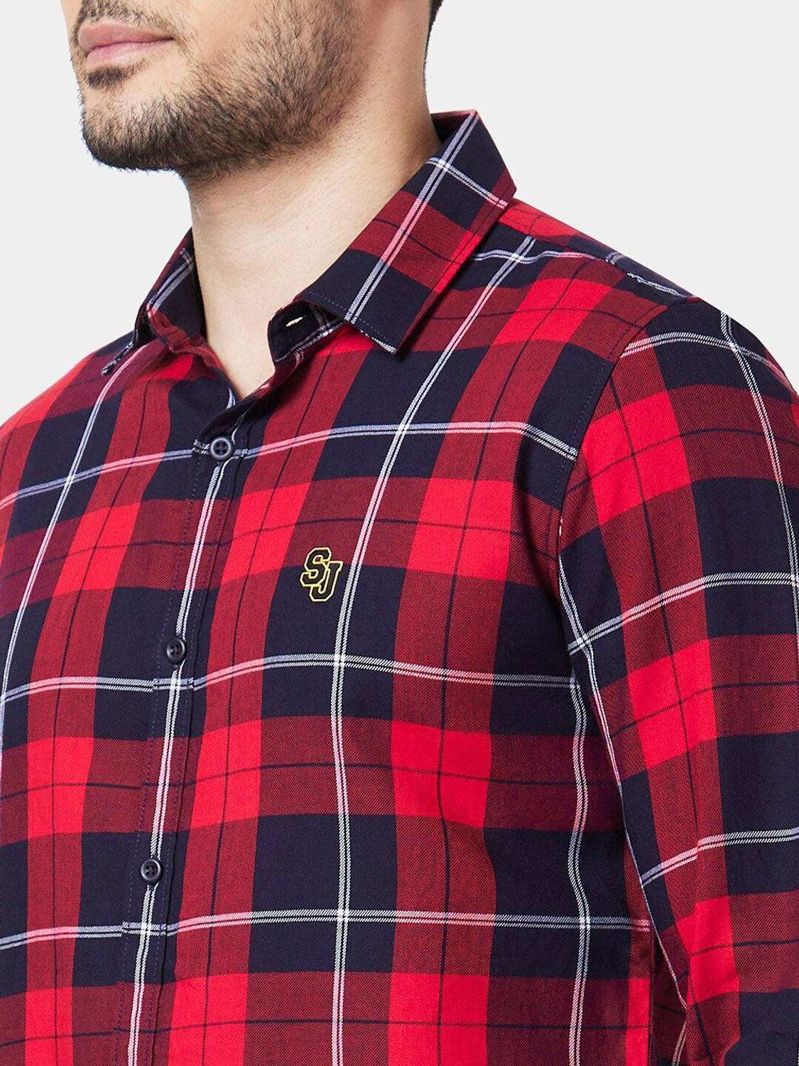 Image of Spykar Men Regular Fit Checkered Slim Collar Casual Shirt