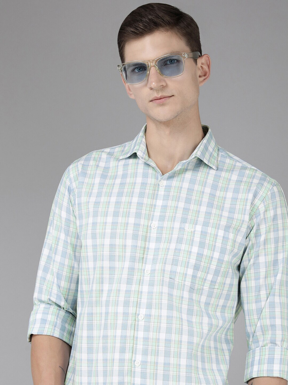 Image of PARK AVENUE Men Slim Fit Checkered Casual Shirt