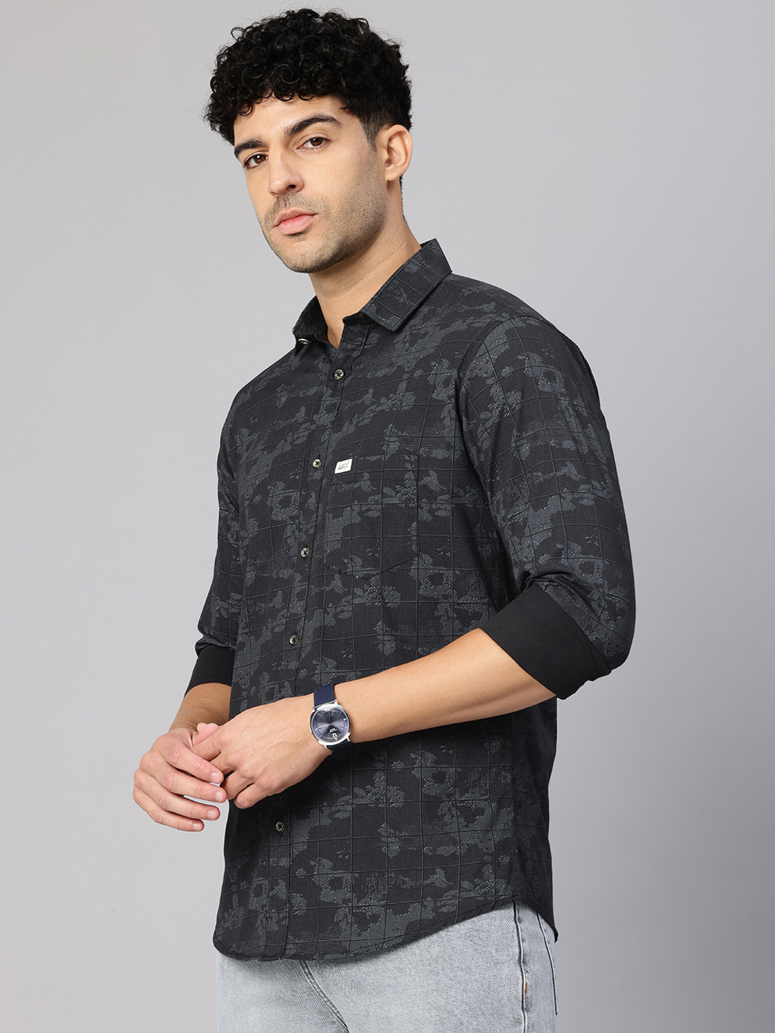 Image of Roadster Men Regular Fit Checkered Casual Shirt