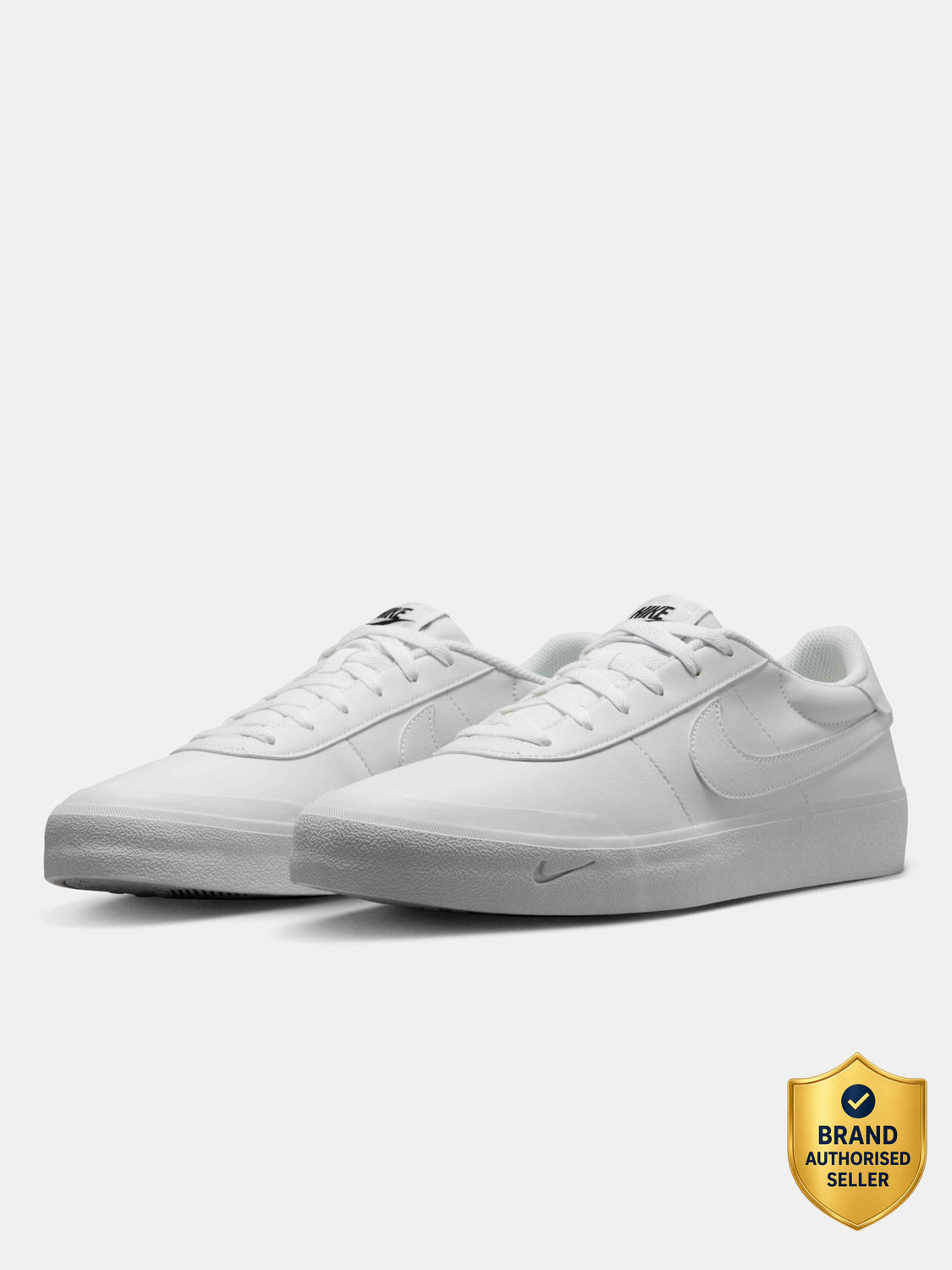 Image of PUMA Club II SL Sneakers For Men (White , 4)