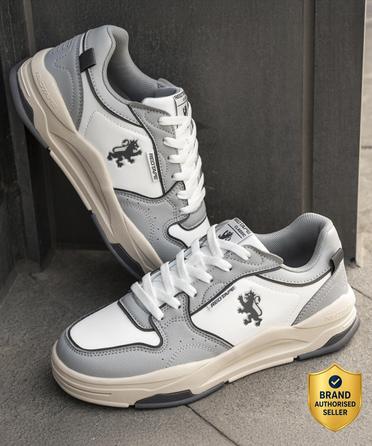 RED TAPE Premium PU Upper Men's Sneakers - Image 1