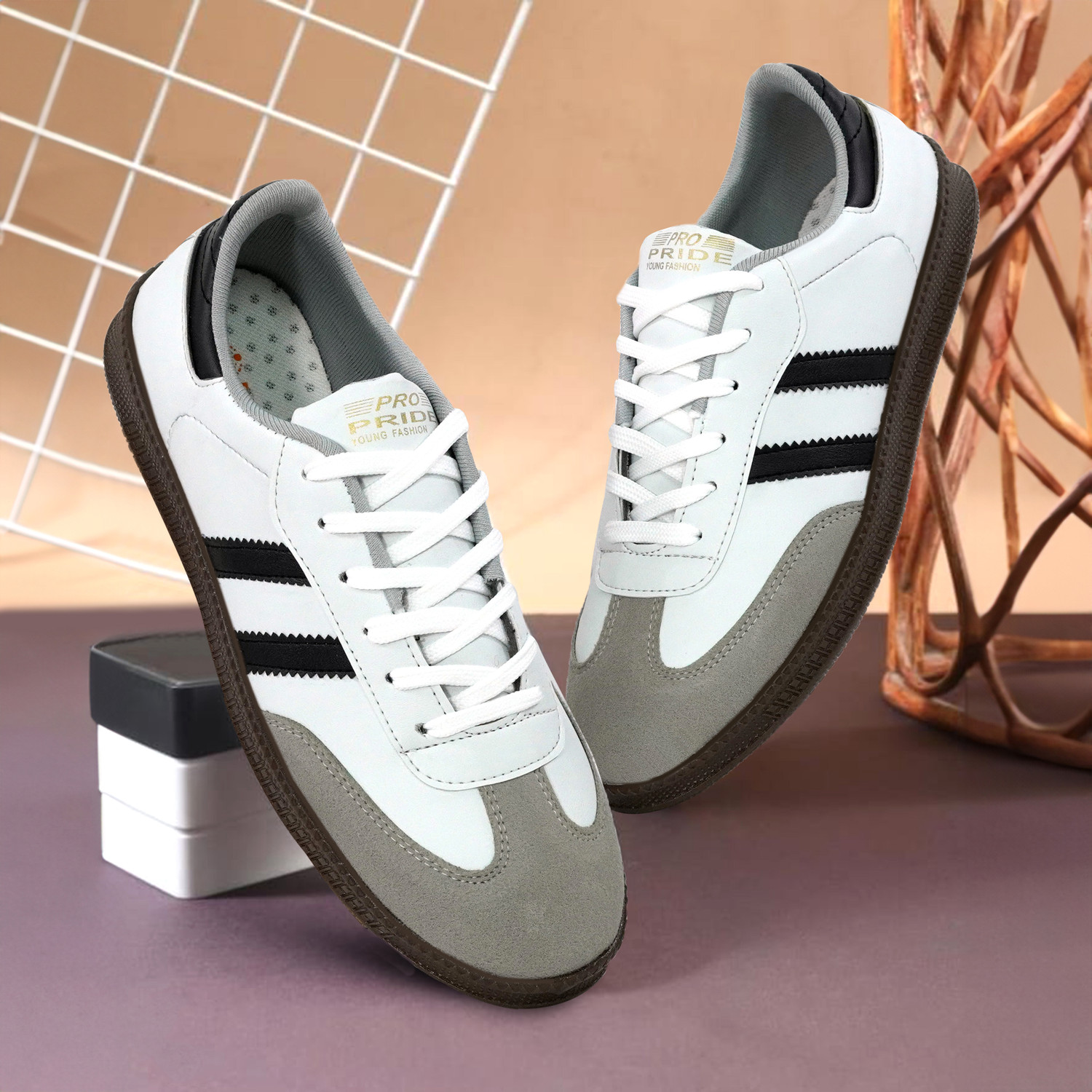 Image of ADIDAS VL COURT BASE IKD Sneakers For Men (White , 5)