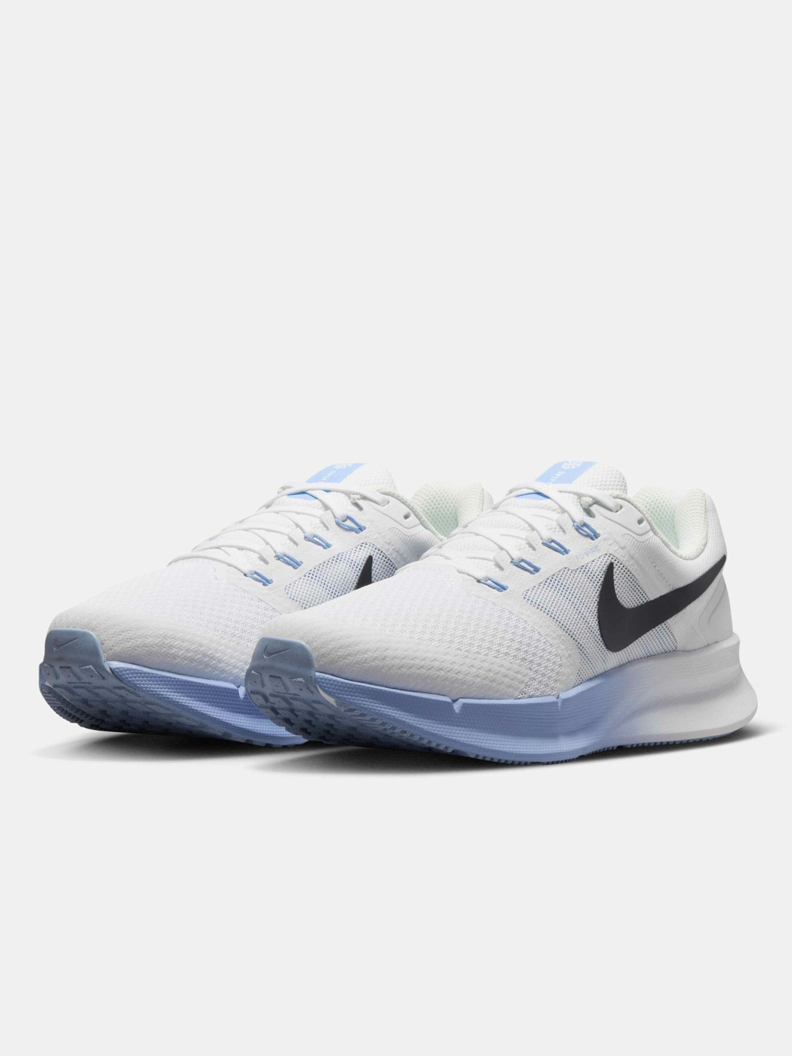 Image of NIKE wmns air winflo 11 Running Shoes For Women (Grey , 4)