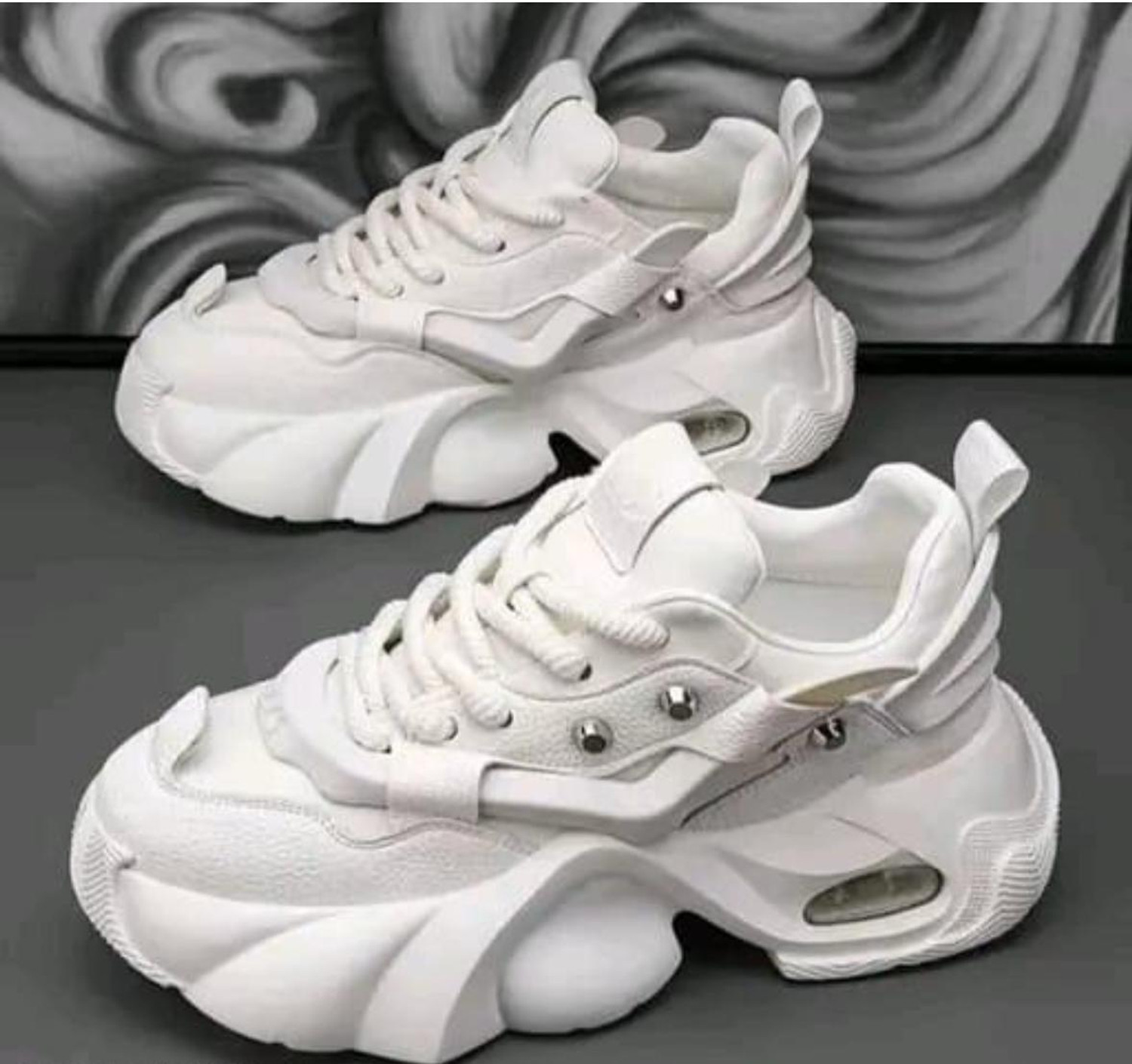 GREVON Sneakers for Men, White, Size 6 - Image 1