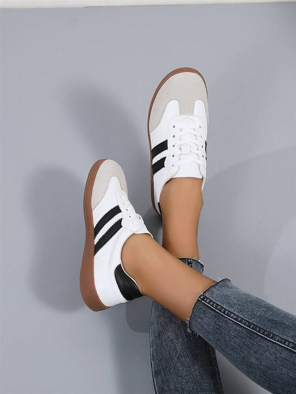 Image of Fabbmate Sneakers For Women (White , 4)