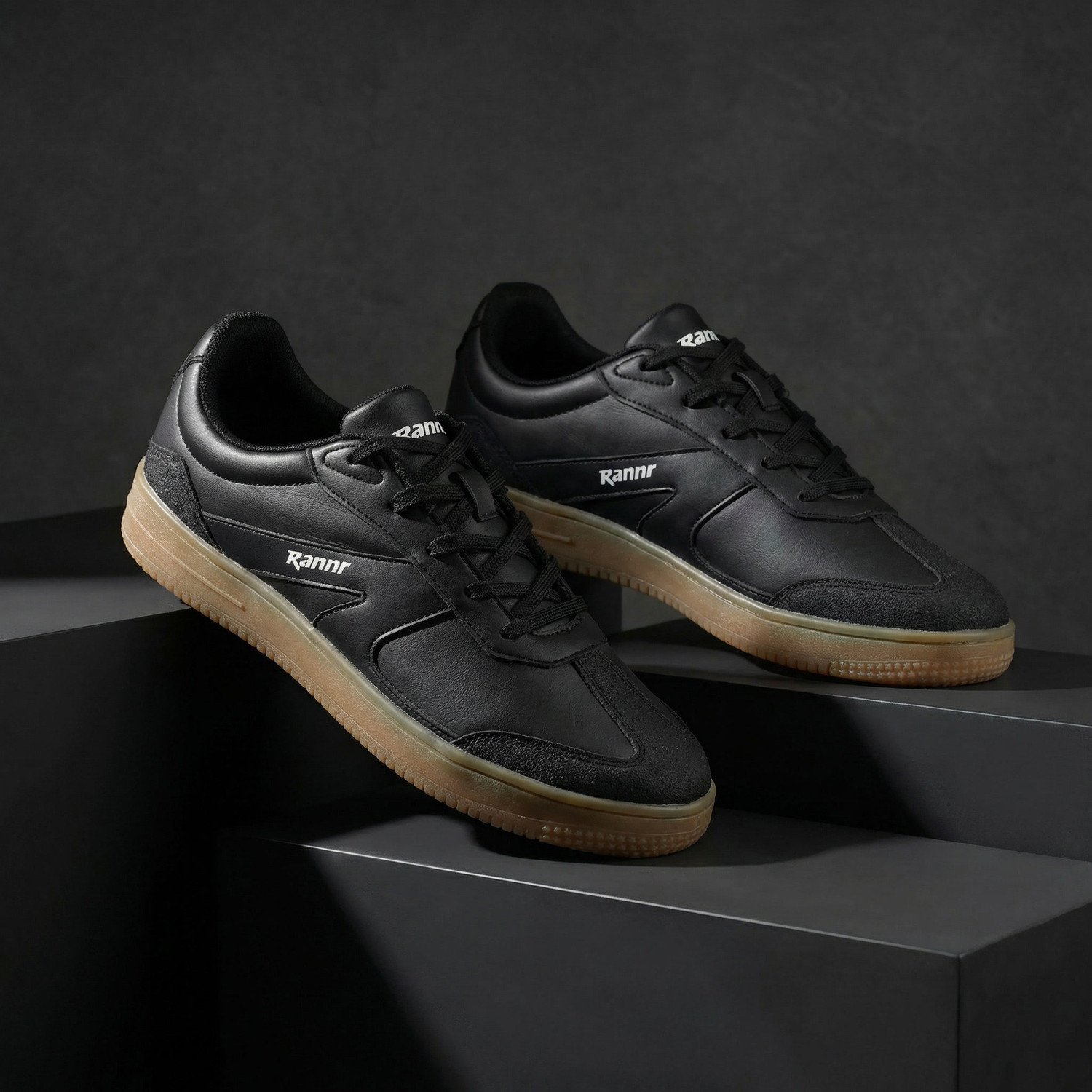 Rannr Sneakers for Men, Black, Size 8 - Image 1