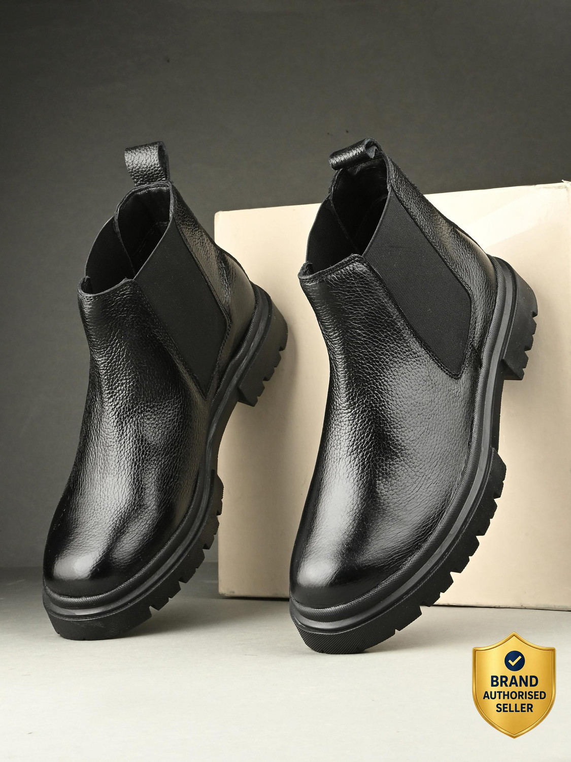 Roadster Men's Boots - Image 1