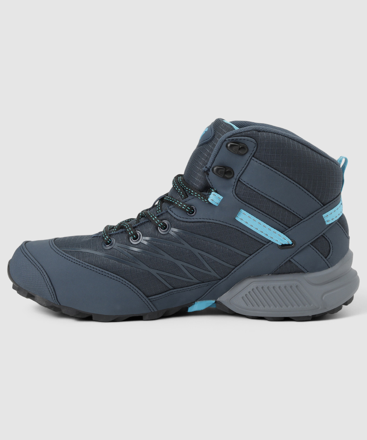 Image of Wildcraft RuNX TR Hugo Outdoors For Men (Multicolor , 8)