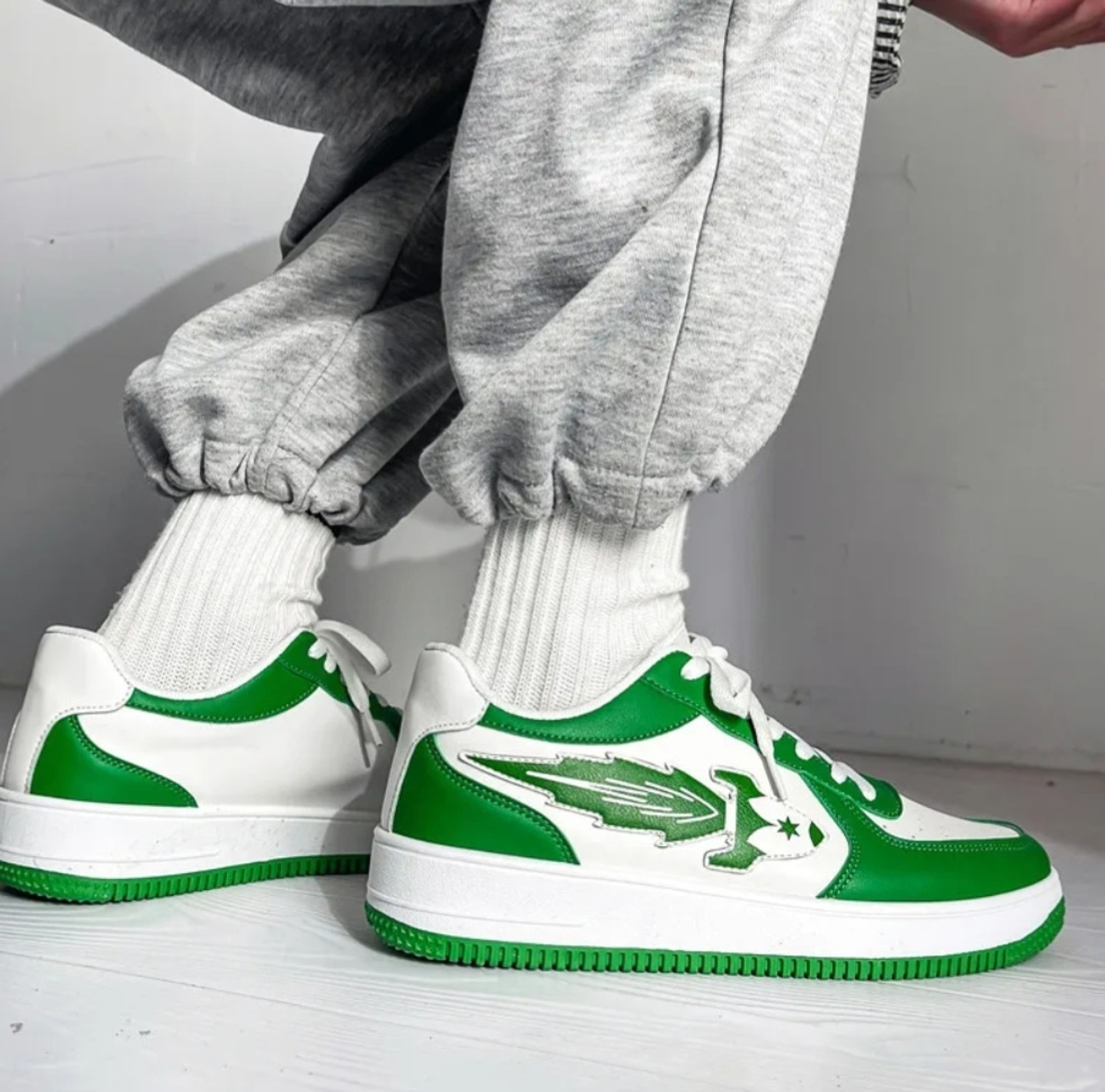 Image of NIKE Sb Check Solar Cnvs Sneakers For Unisex (Green , 10 UK /India)