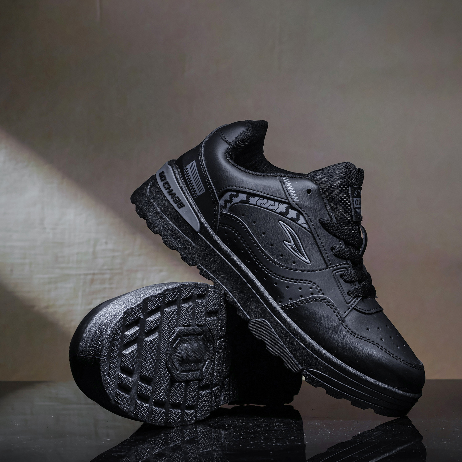 asian Kington-02 Men's Chunky Casual Sneakers - Image 1