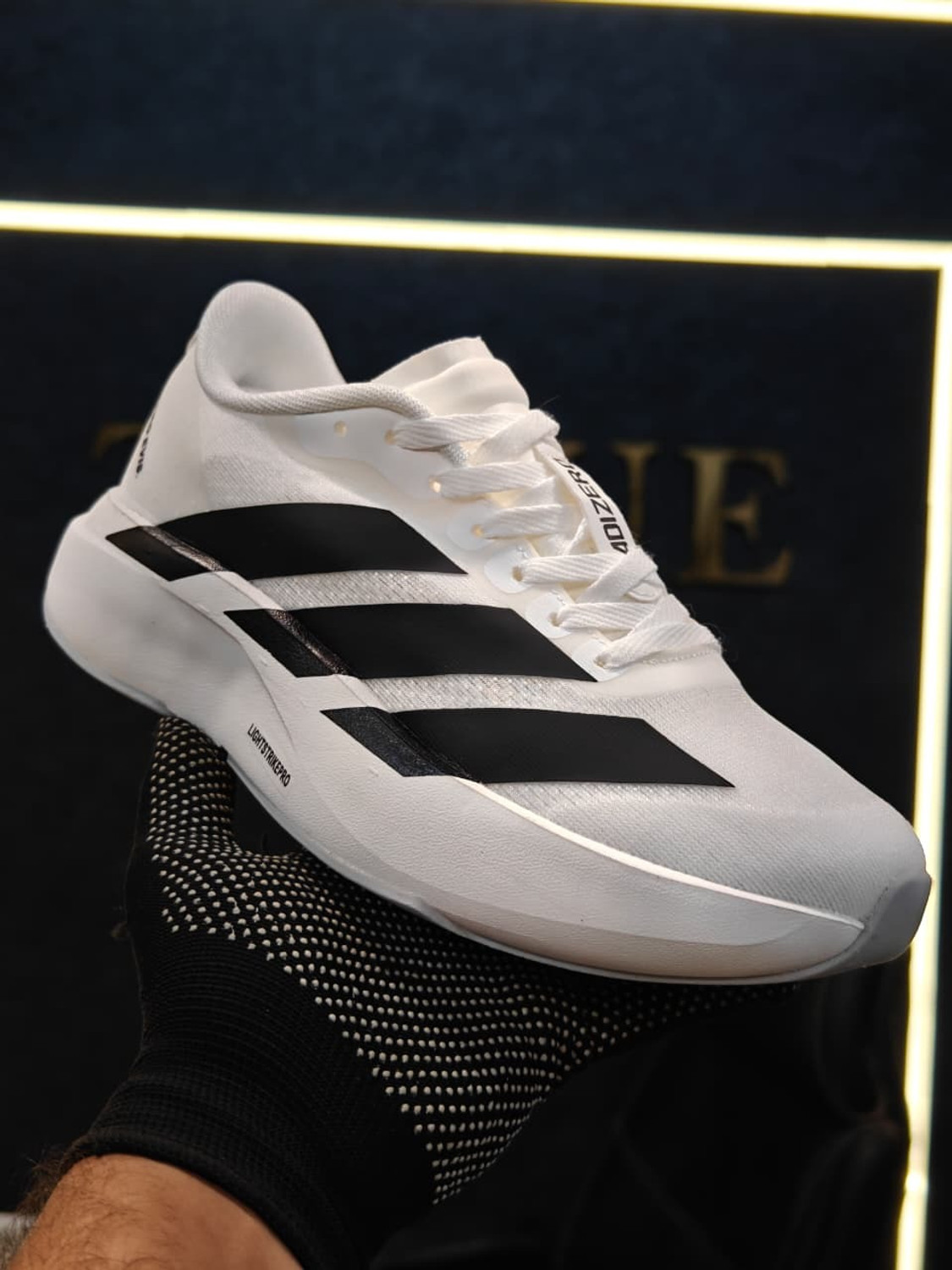 Image of ZACIO Premium Gym,Sports,Training,Stylish With Extra Comfort Running Sneakers For Unisex (White , 7.5)
