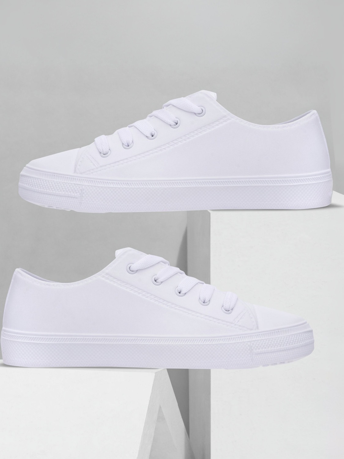Action Outdoors Men's White Shoes (Size 8) - Image 1