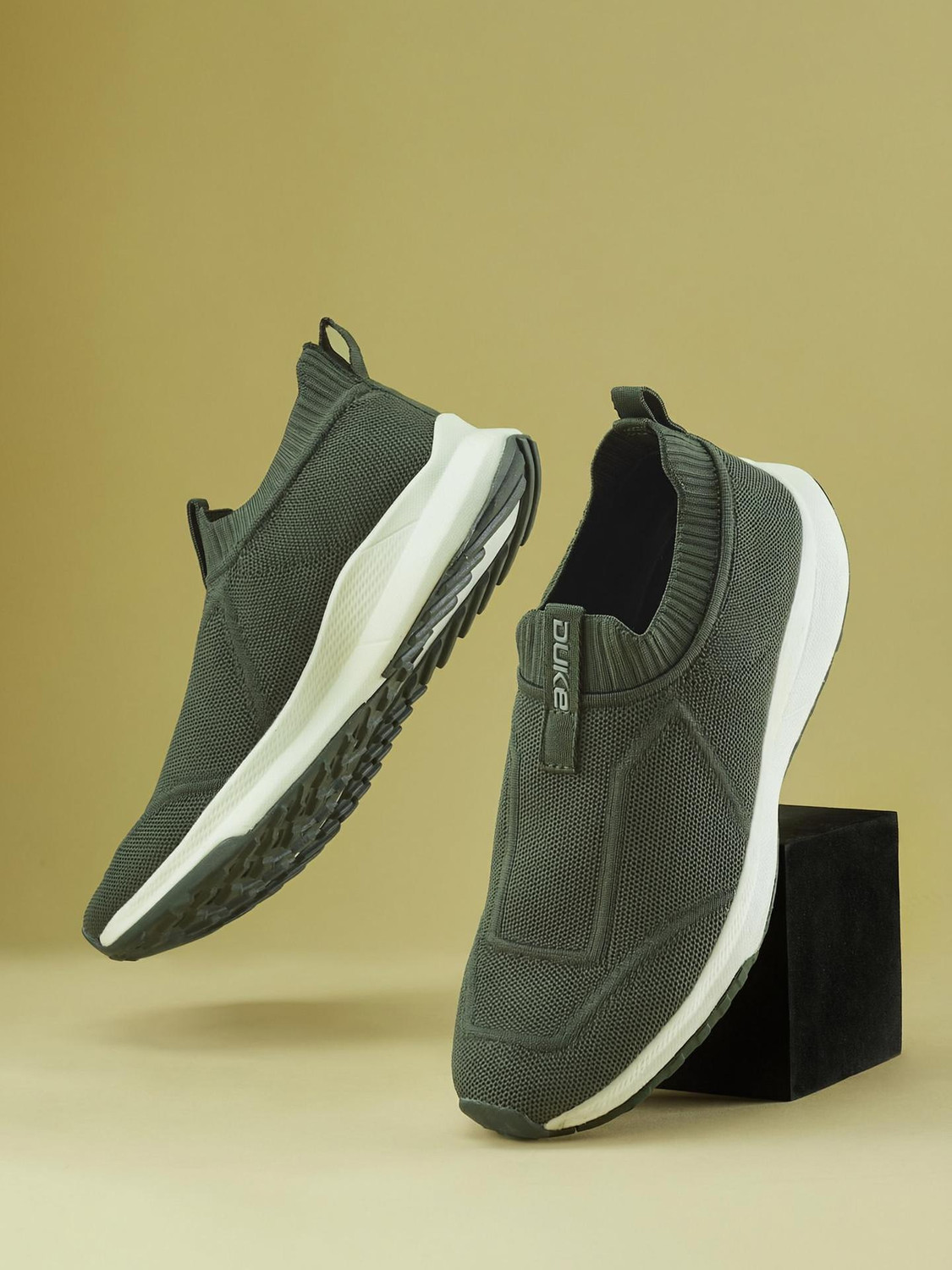 DUKE Walking Shoes For Men - Image 1