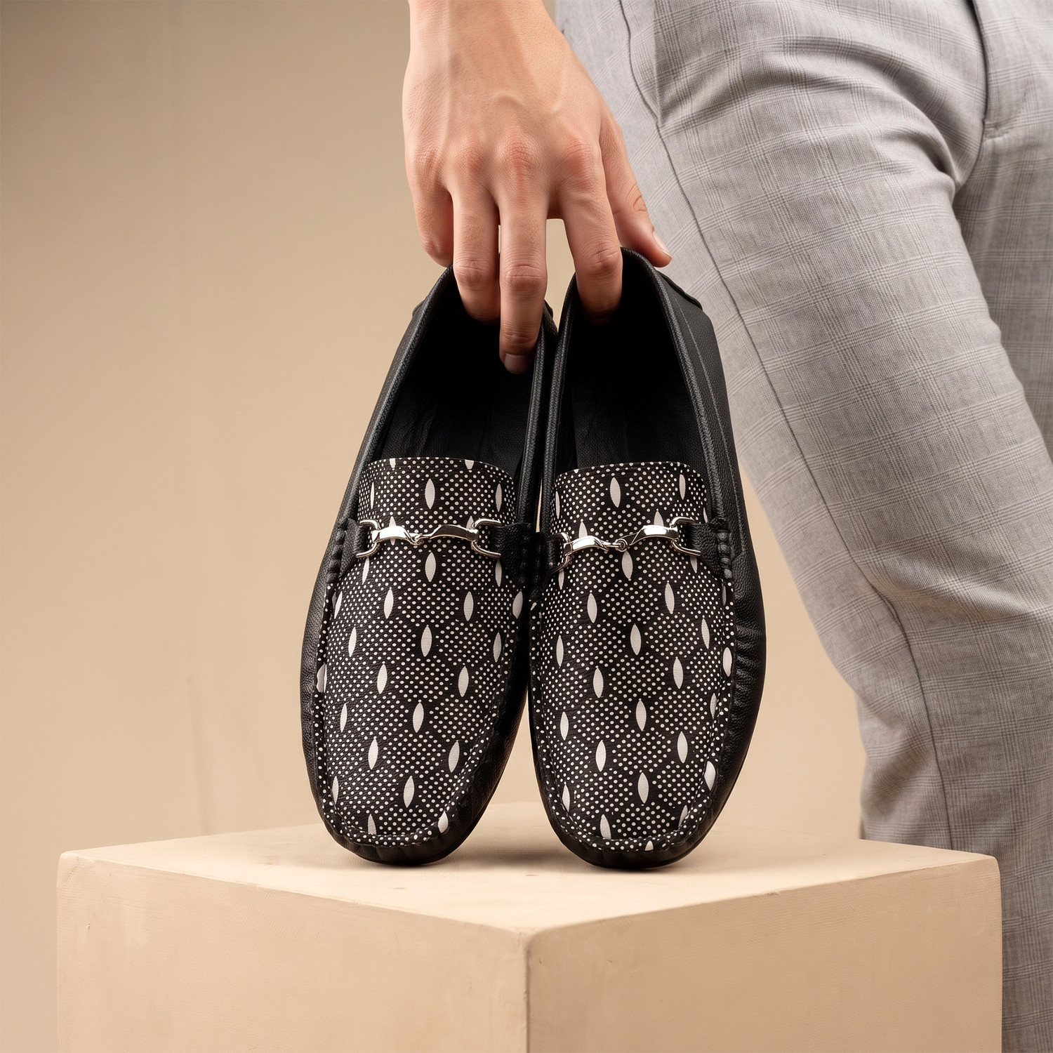 Image of aRICS ATTRACTIVE PARTY WEAR LOAFERS SHOES FOR MEN Loafers For Men (Black , 6)