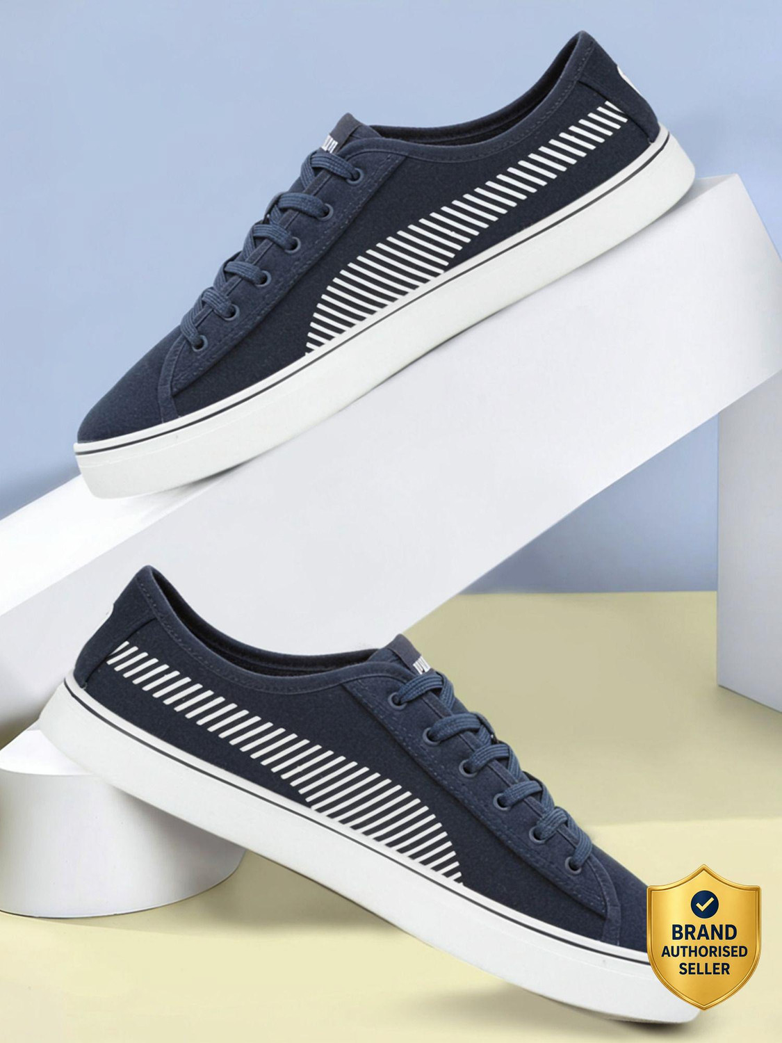 Image of PUMA IV-60 Canvas Shoes For Men (Black , 9.5)